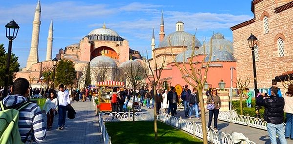 иностранные туристы Стамбула, арабские туристы Стамбула